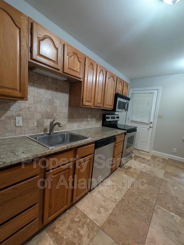 Building Photo - 1061 Homewood Ct