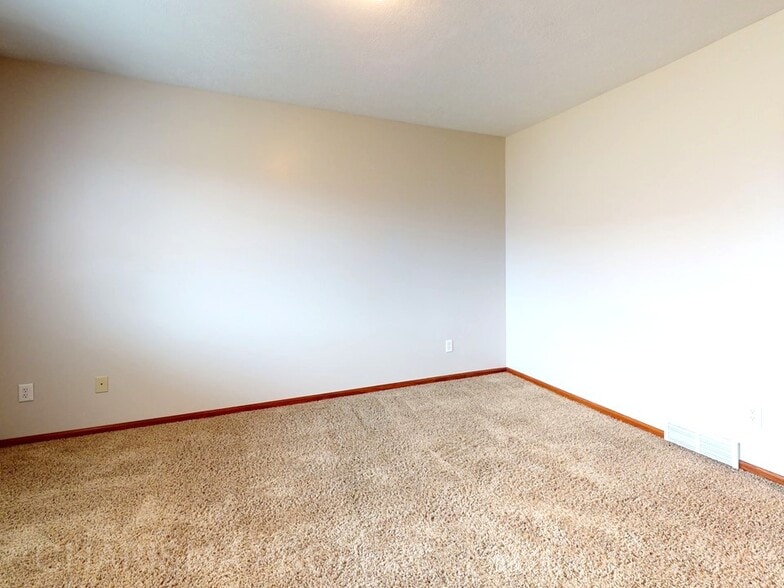 Building Photo - 304 Harvest Trl