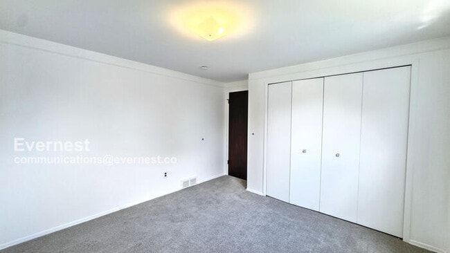 Building Photo - 12136 Brougham Dr