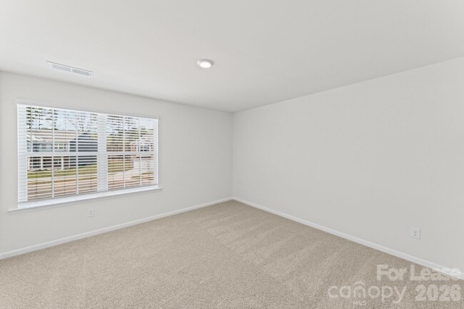 Building Photo - 204 Calvin Crk Dr