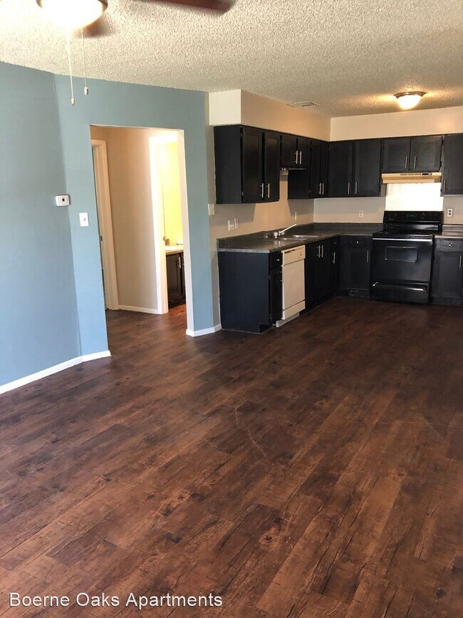 Building Photo - 2 br, 1 bath Apartment - 400 Rosewood Ave.
