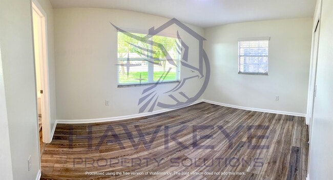 Building Photo - 2033 Dunbarton Way