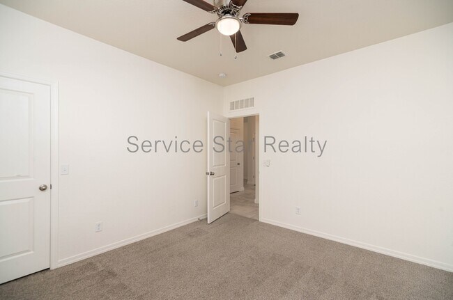 Building Photo - 348 W Mammoth Cave Dr