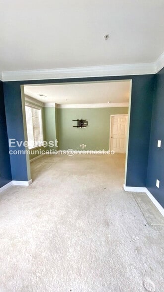 Building Photo - 701 Cobblestone Blvd
