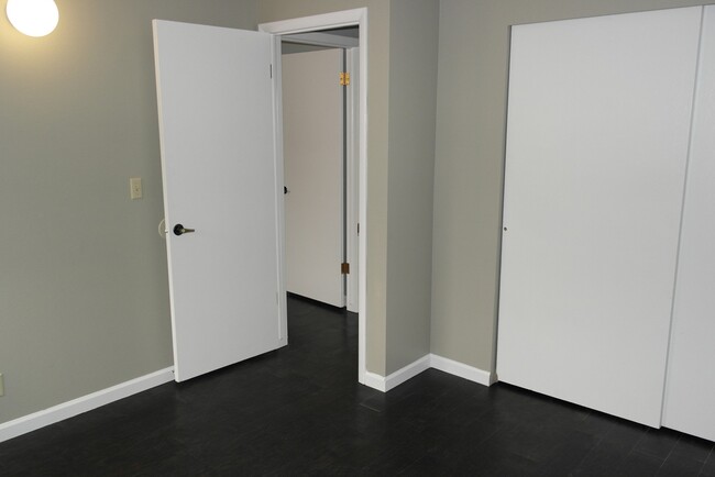 Building Photo - 1792 E 5625 S
