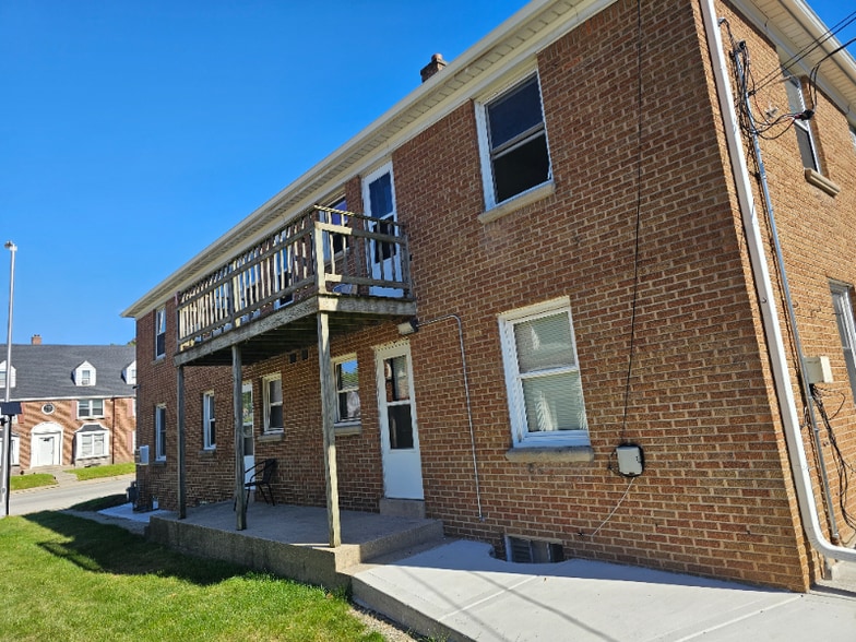 Building Photo - 2677 N 66th St