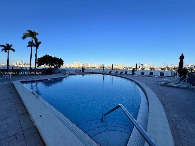 Building Photo - 16570 NE 26th Ave