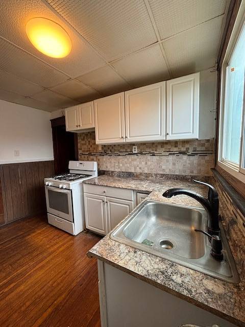 Building Photo - 23 Hampton St