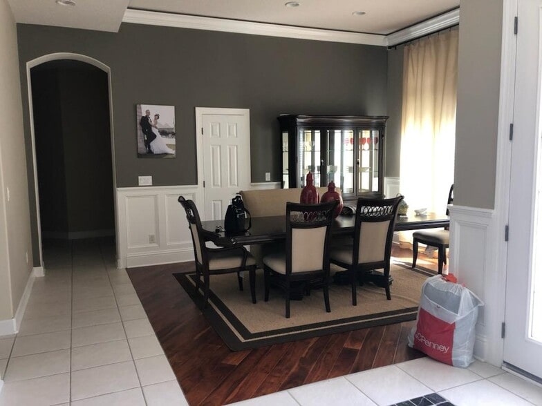 Dining room, walk in display closet - 13865 Deer Chase Pl