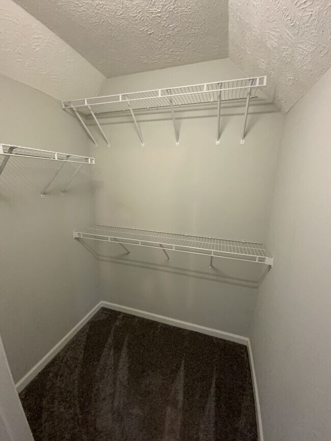 Building Photo - Great rental home near MTSU!