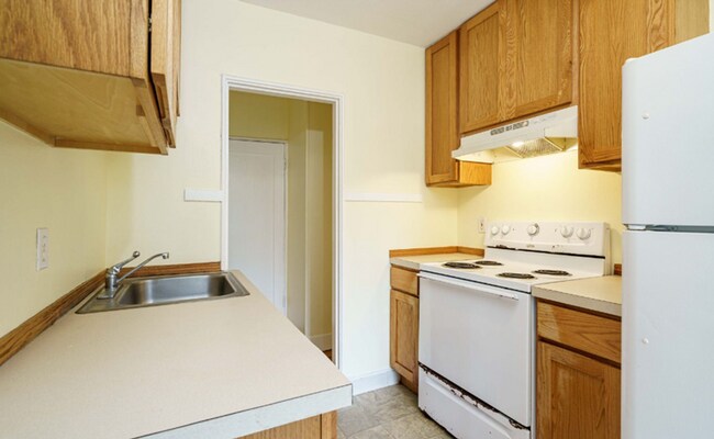 Building Photo - TFSC-B2214