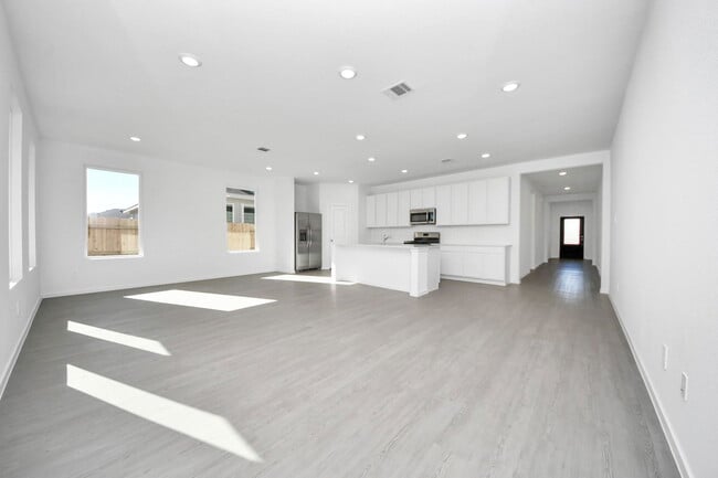 Building Photo - 961 Garden Path Dr