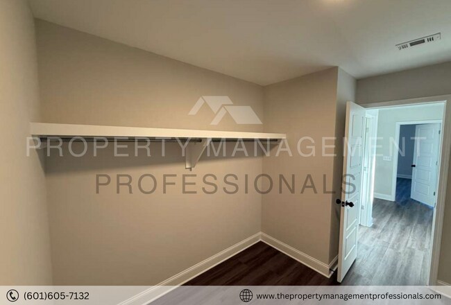 Building Photo - BRAND NEW!!! FABULOUS HOME!!!