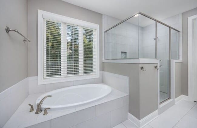 Building Photo - 77 Perimeter Pl