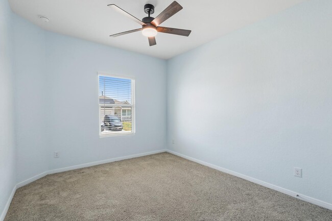 Building Photo - 5340 Cloves Cv