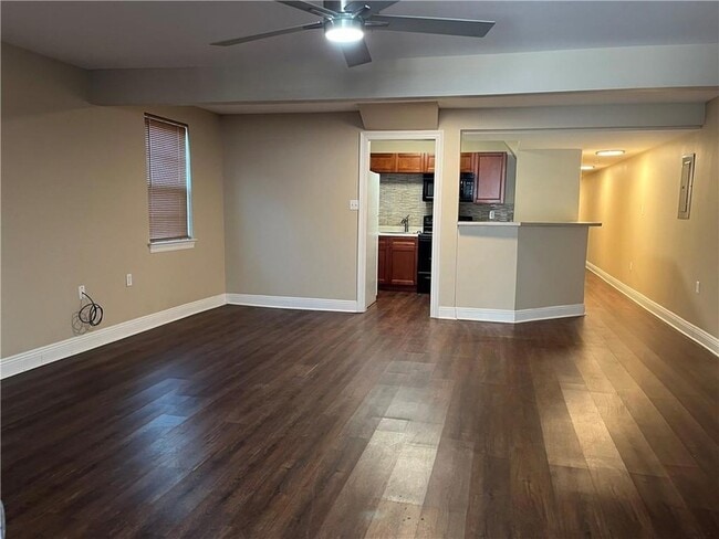 Building Photo - 8017 Trapier Ave