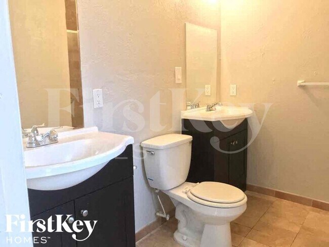 Building Photo - 17023 SW 149th Pl