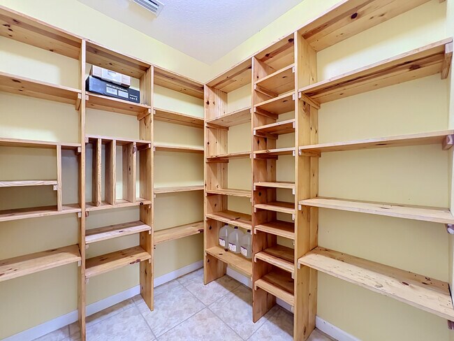 Building Photo - 1288 Dillard Dr SE