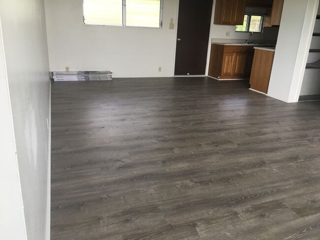 Building Photo - Nice 3BR/1BA in lower Kaumana