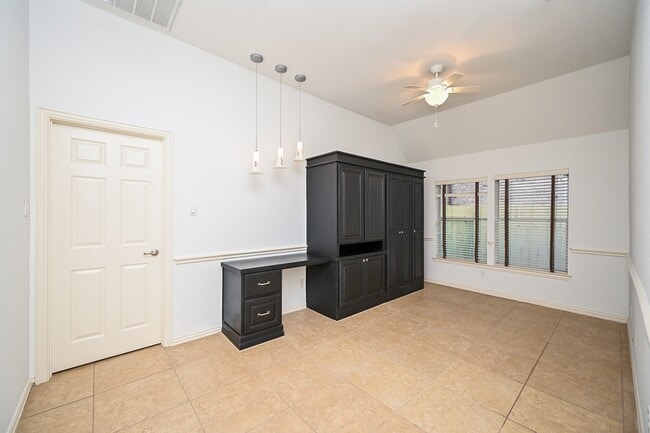 Building Photo - 7431 Baldwin Crossing