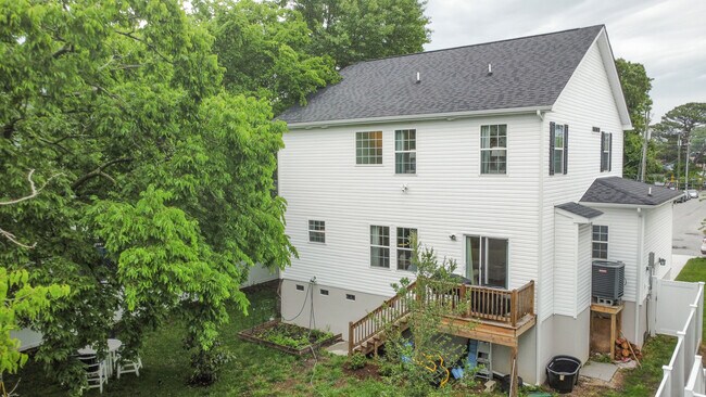 Building Photo - 8101 Ransom Rd