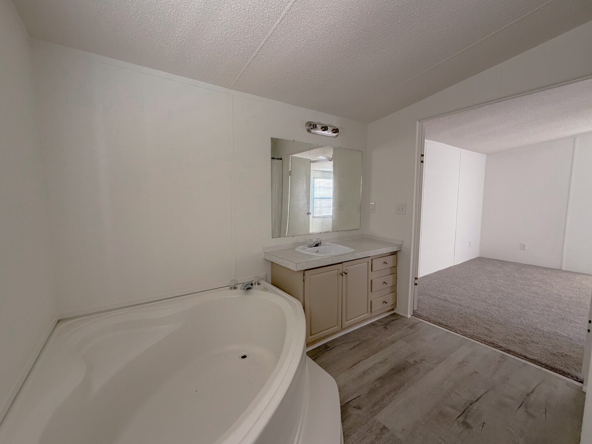 Building Photo - 2111 Harristown Rd