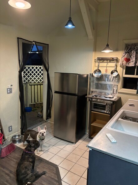 Dogs not included ?? - 115 Virginia Ave