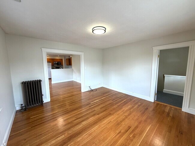 Building Photo - 58 Dix St