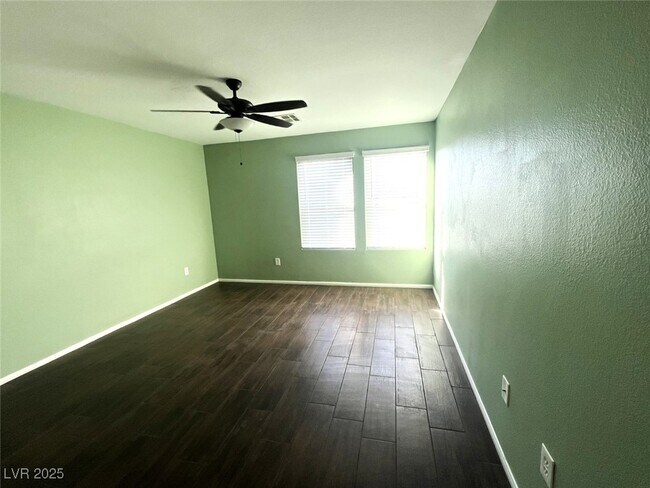 Building Photo - 6316 Silver Edge St