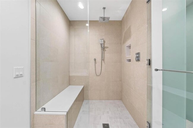 Building Photo - 275 1st Ave S