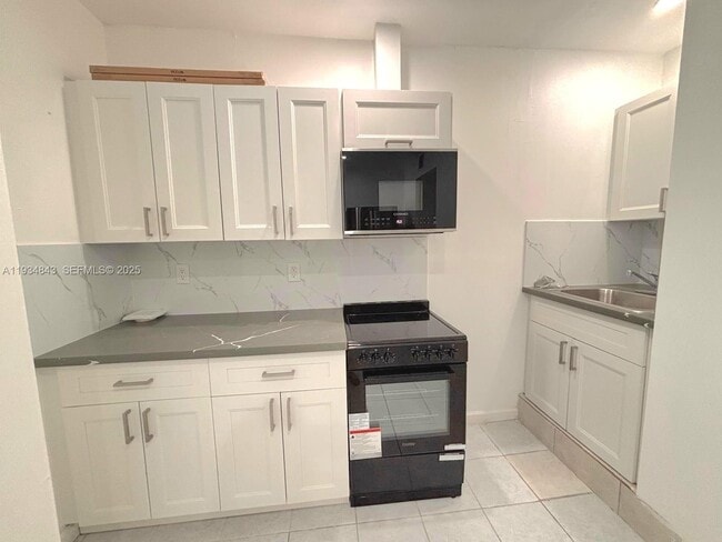 Building Photo - 14402 SW 111th St