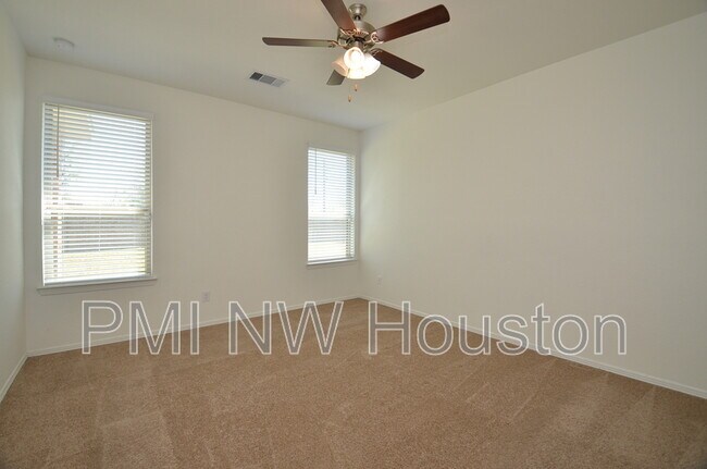Building Photo - 5602 Tabula Rasa Dr