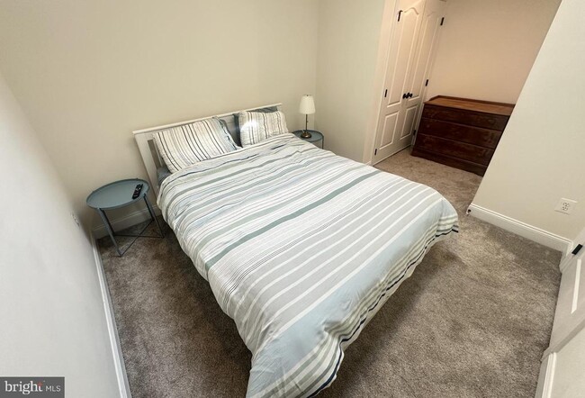 Building Photo - 4512 Grazing Way