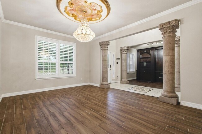Building Photo - 113 Scarlet Oak Cove