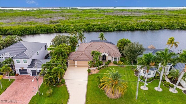 Building Photo - 2964 Surfside Blvd