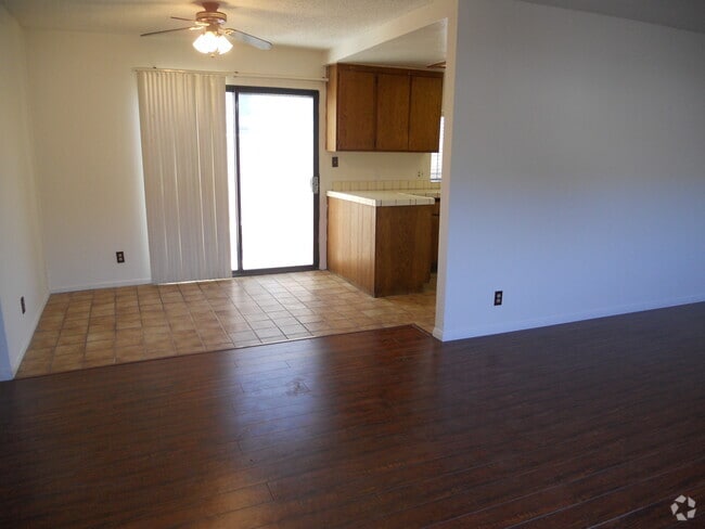 Building Photo - 4451 W 161st St