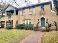 Building Photo - 4626 Columbia Ave