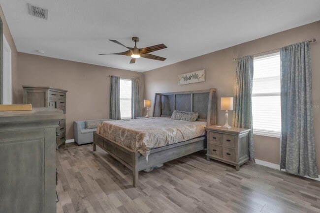 Building Photo - 1930 Kettle Creek Dr