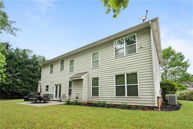 Building Photo - 2008 Wisteria Park Ln