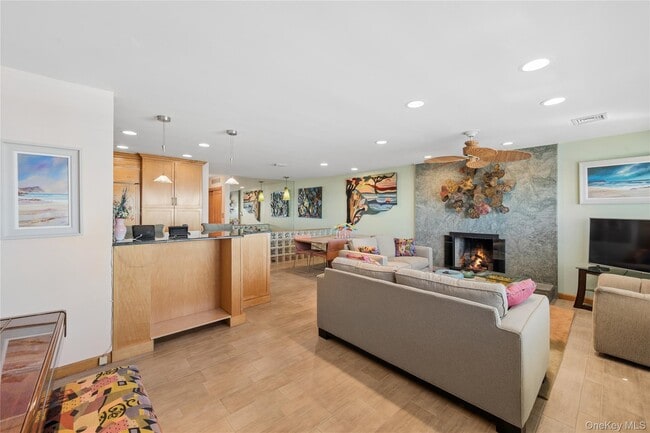 Building Photo - 615 Oceanfront