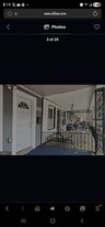 Building Photo - 5425 Ridgewood St