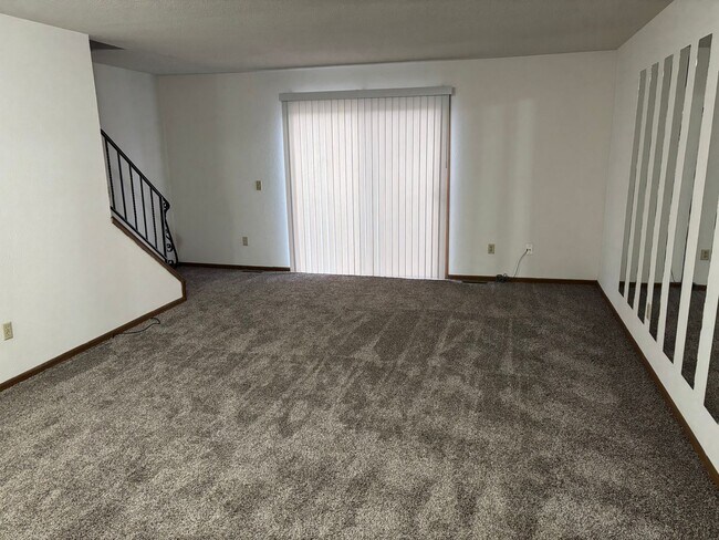 Building Photo - 2755-2761 Scarlet Oak