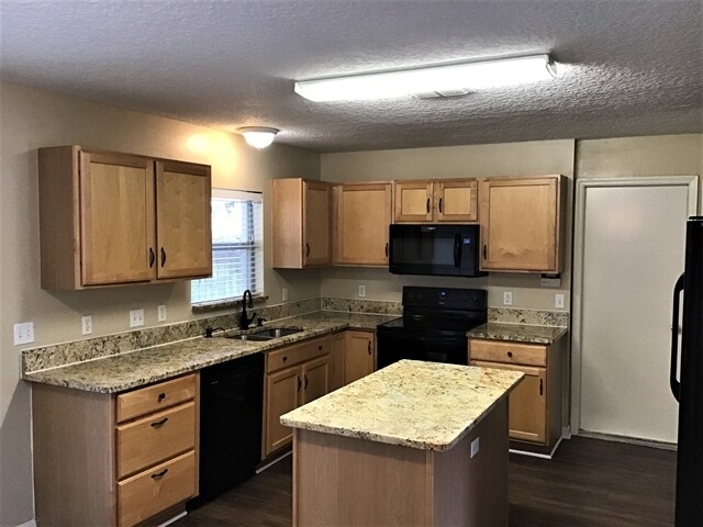 Building Photo - 87164 Kipling Drive