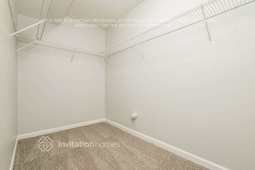 Building Photo - 4820 50th Ave SE