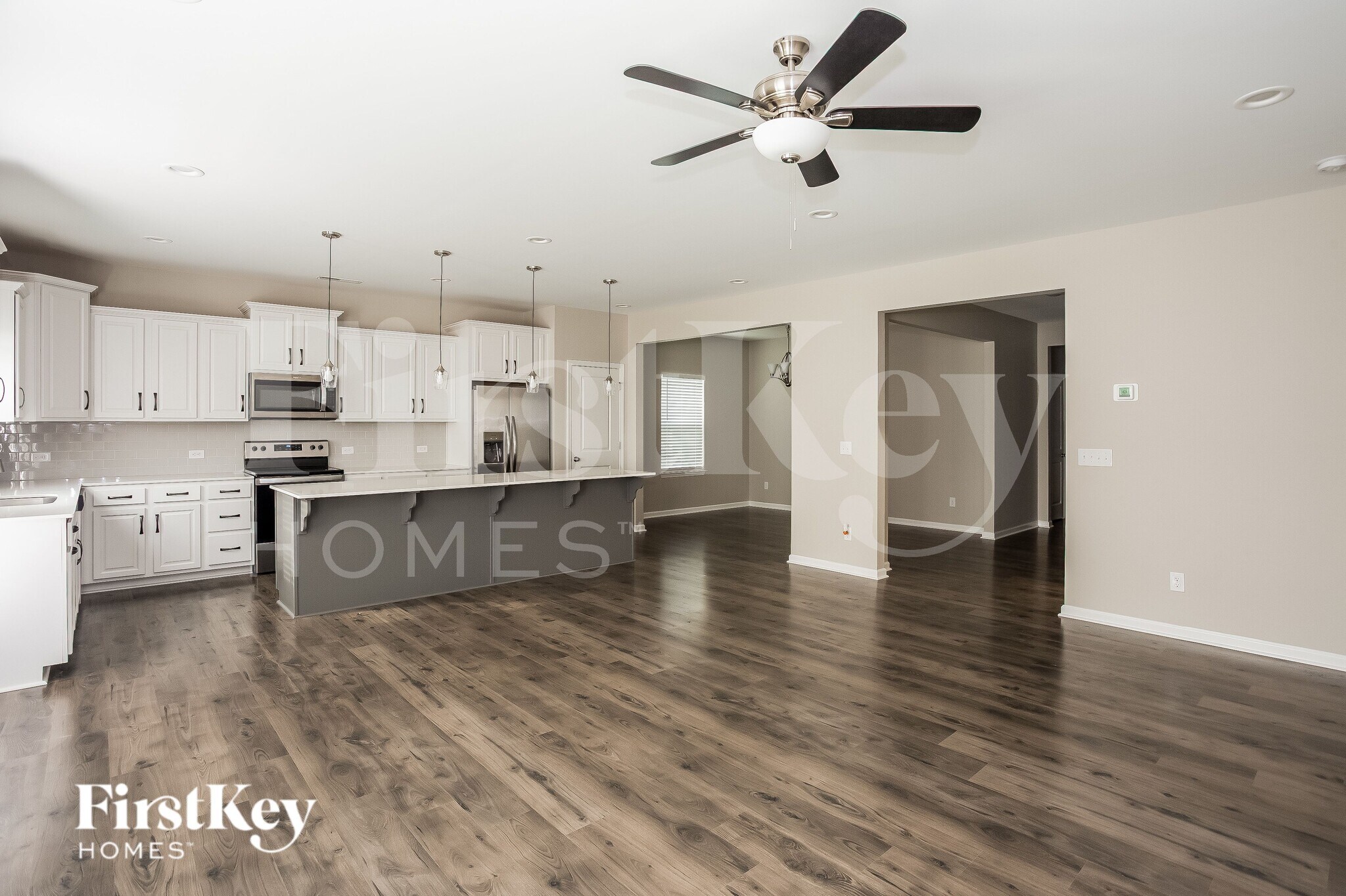 Building Photo - 777 Alexander Commons Dr