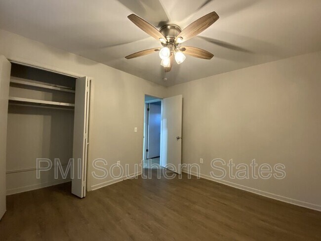 Building Photo - 209 Jonesville Rd