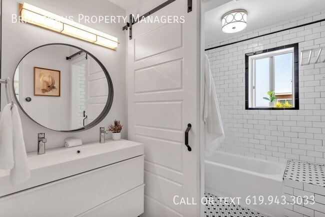 Building Photo - 4430 Cleveland Ave