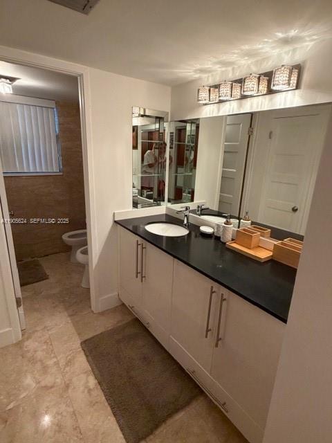 Building Photo - 210 174th St