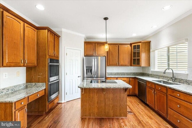 Building Photo - 5304 Waldo Dr