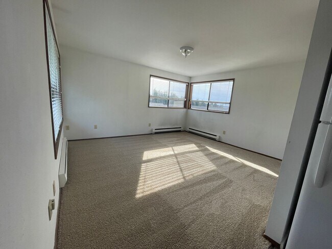 Building Photo - 19833 3rd Ave NW